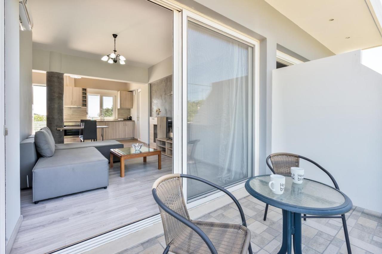 קאליתיאס Aristos Garden Apartments מראה חיצוני תמונה