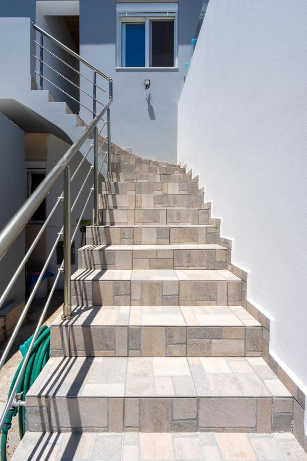 קאליתיאס Aristos Garden Apartments מראה חיצוני תמונה