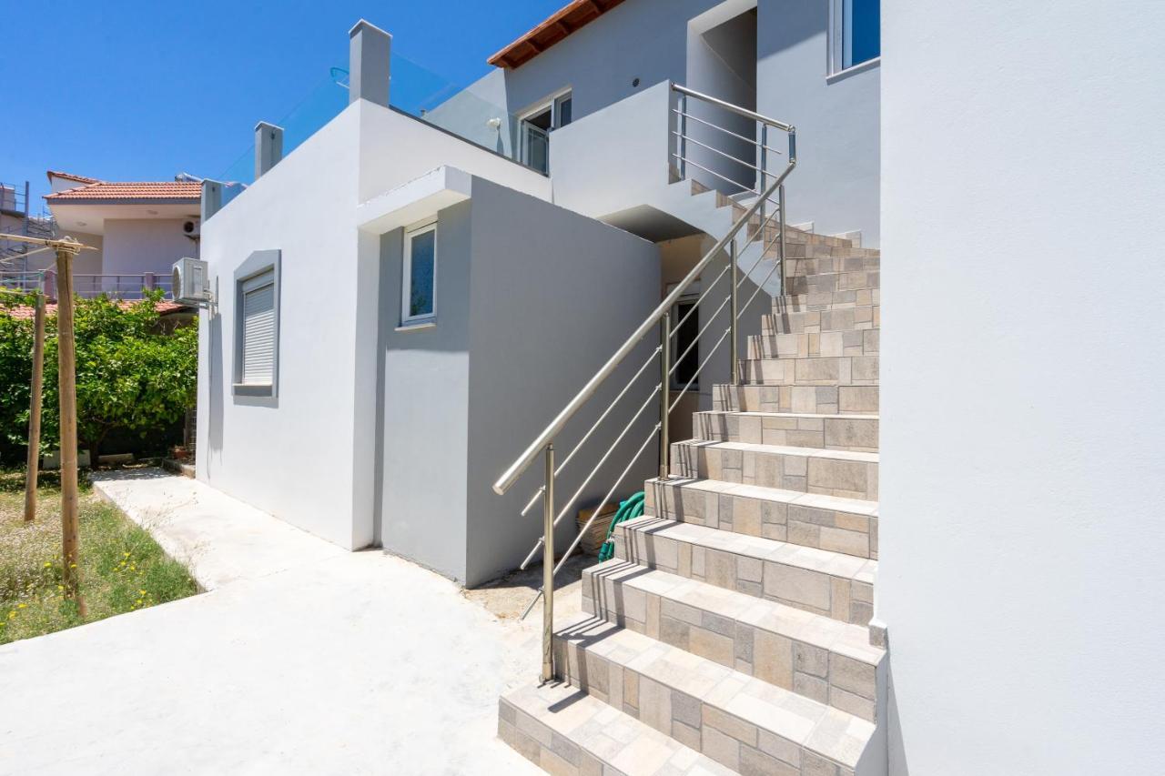 קאליתיאס Aristos Garden Apartments מראה חיצוני תמונה