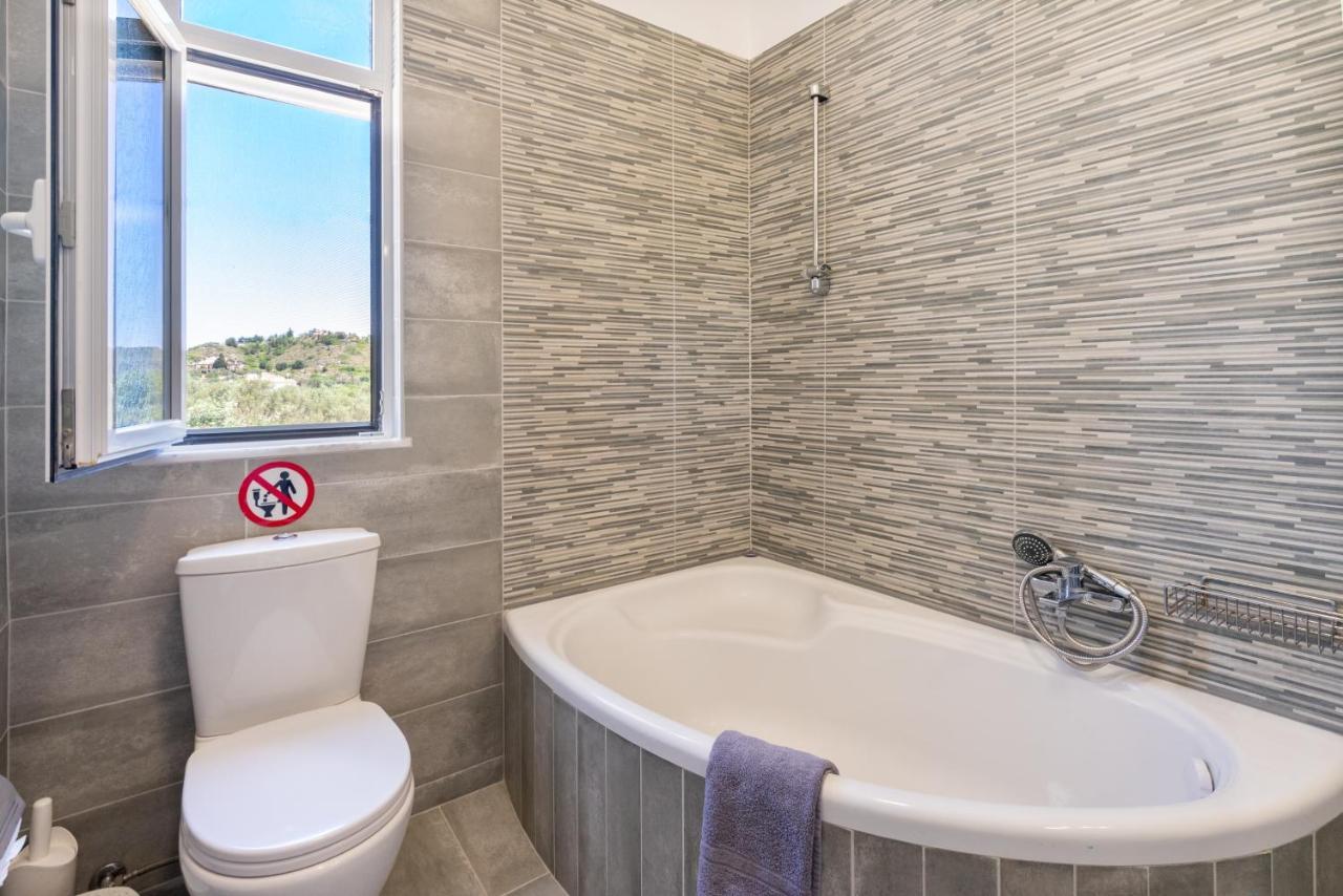 קאליתיאס Aristos Garden Apartments מראה חיצוני תמונה