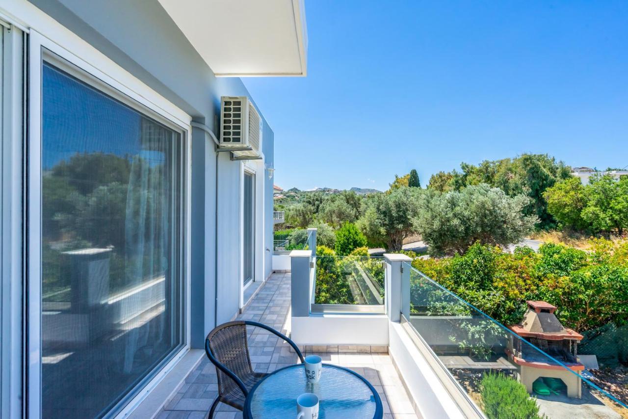 קאליתיאס Aristos Garden Apartments מראה חיצוני תמונה