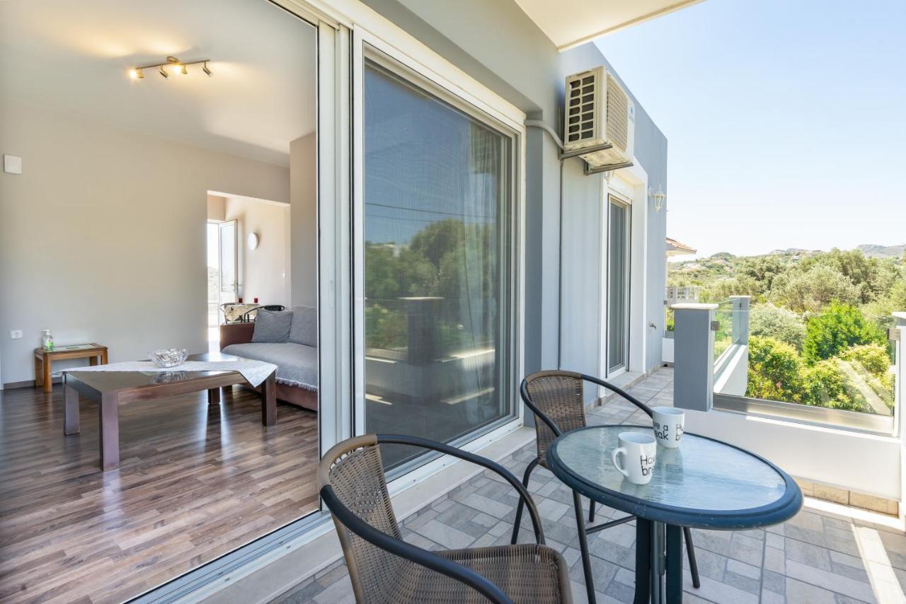 קאליתיאס Aristos Garden Apartments מראה חיצוני תמונה